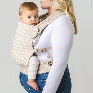 Mabē houndstooth carrier